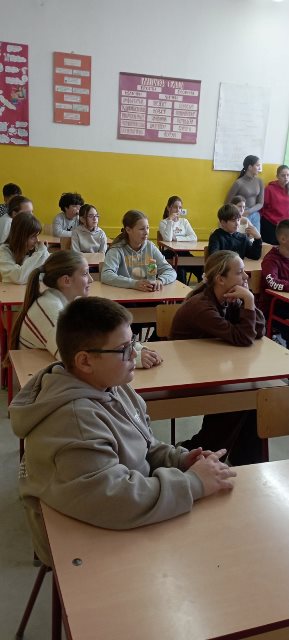 IMG 748a7c303803f09437ec2799515b9070 V